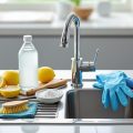 découvrez 7 astuces efficaces pour détartrer facilement votre robinetterie et prolonger sa durée de vie. des conseils simples pour une cuisine et une salle de bain impeccables.